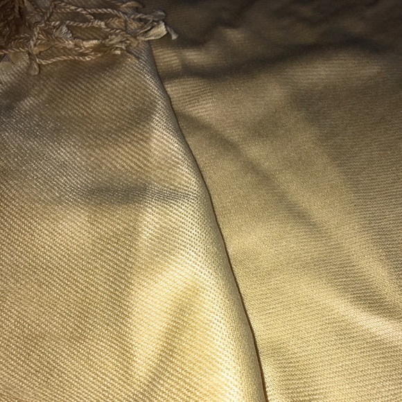 Canary Yellow 100% Pashmina Scarf 28β x 76β - Picture 2 of 7